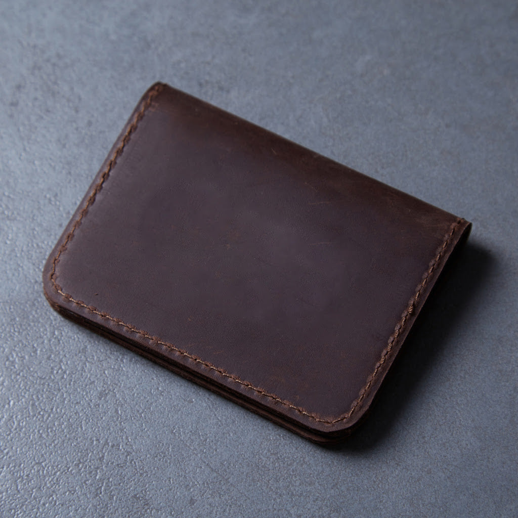 Coffret cadeau : pochette permis de conduire + porte-clés en cuir