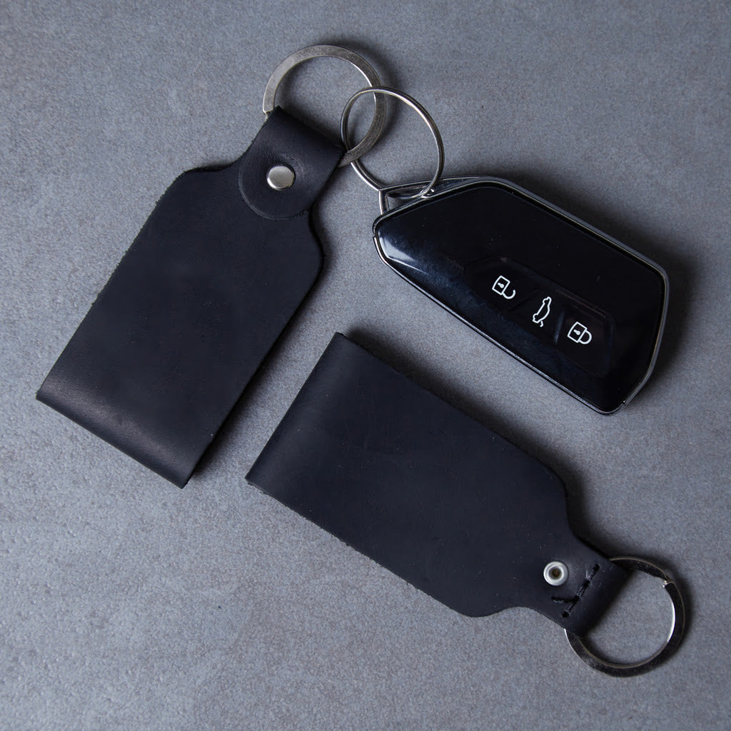 Coffret cadeau : pochette permis de conduire + porte-clés en cuir