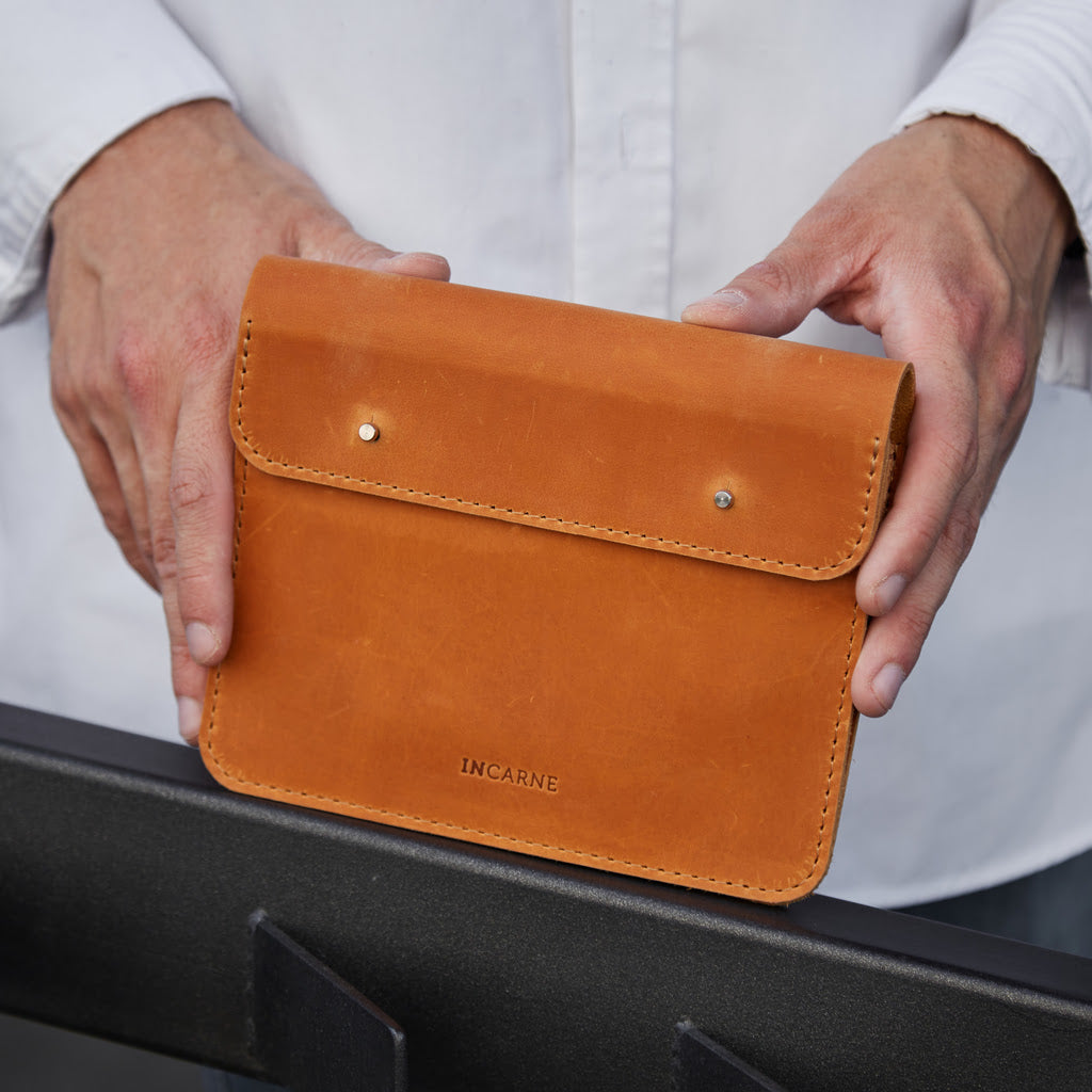 KEEP - Organizér na nabíječku, kabely a myš z vintage kůže - Skladem