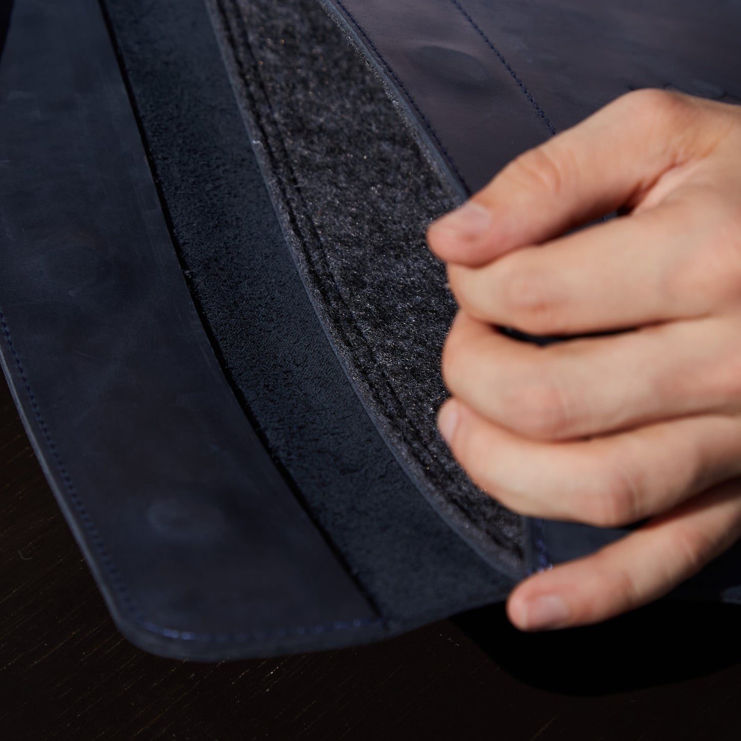 Manche d'ordinateur portable Klouz avec doublure en feutre
