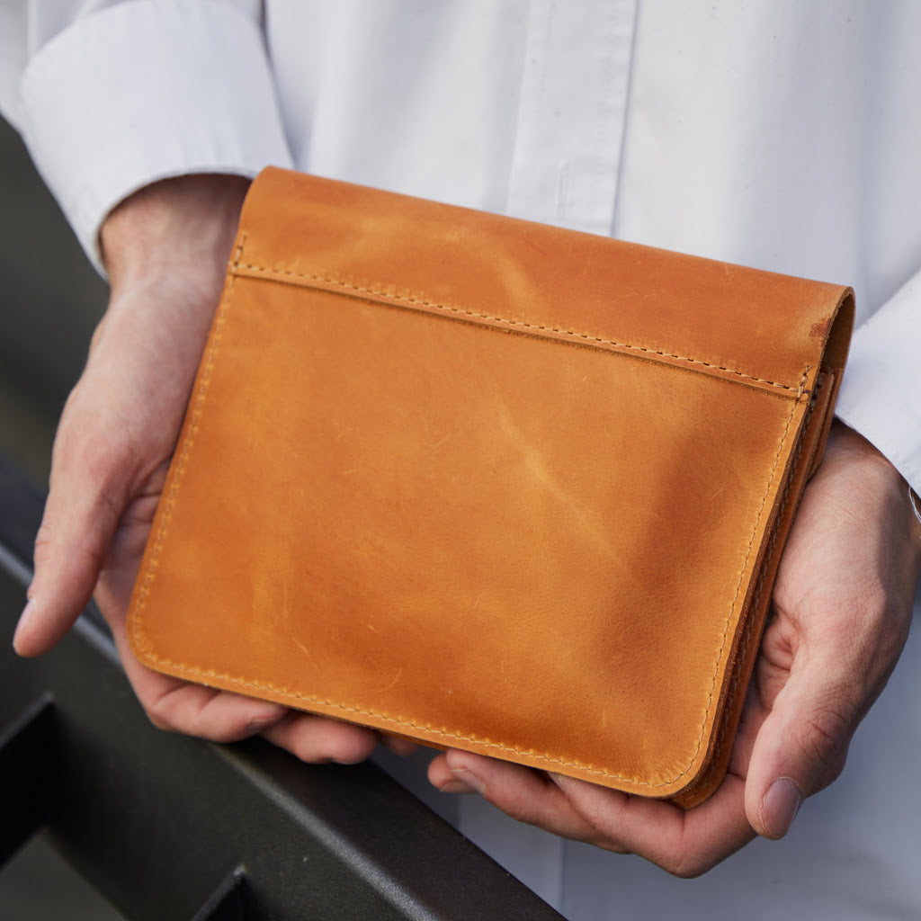 KEEP - Organizér na nabíječku, kabely a myš z vintage kůže - Skladem