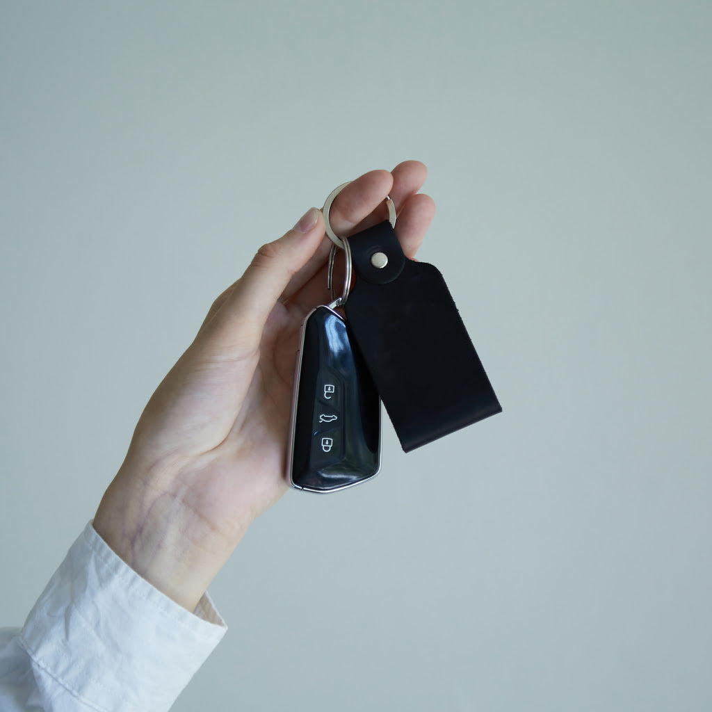Coffret cadeau : pochette permis de conduire + porte-clés en cuir