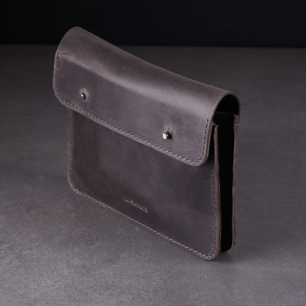 KEEP - Organizér na nabíječku, kabely a myš z vintage kůže - Skladem