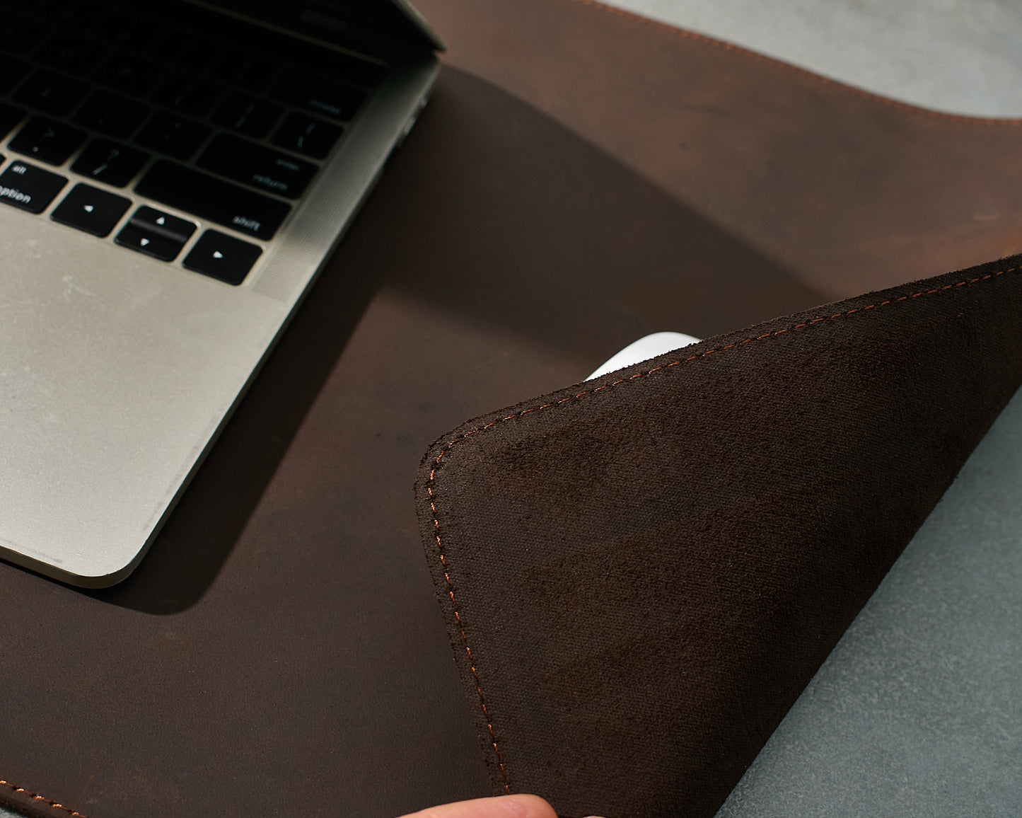 PRODESK - Kožená podložka na stůl ve vintage stylu - Skladem