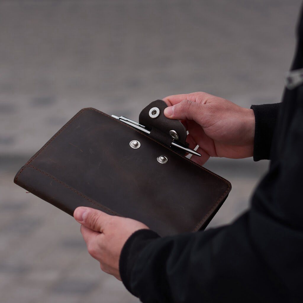 Kožený organizér portfolia na notebook