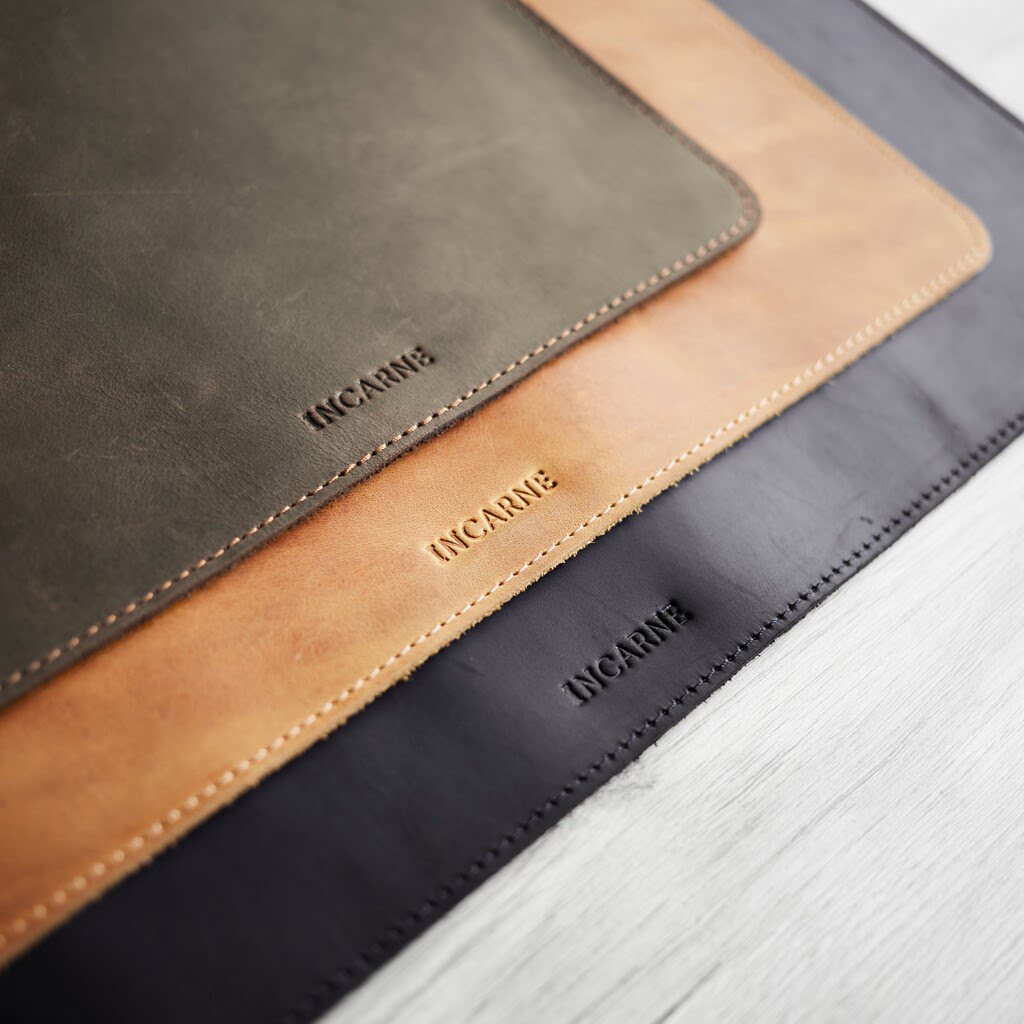 Palabra mousepad de cuero