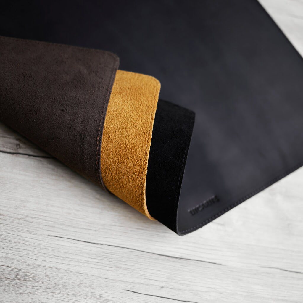 Palabra mousepad de cuero