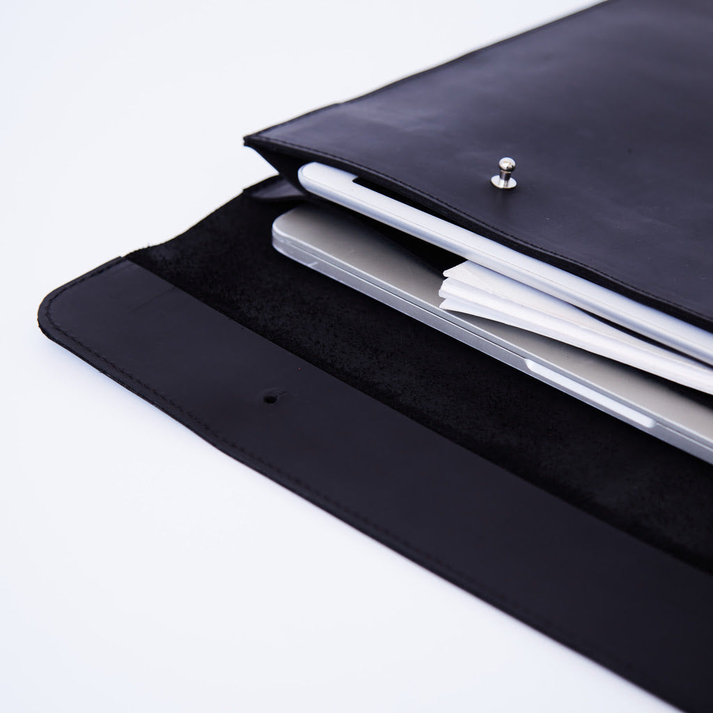 NEAT KOŽENÉ POUZDRO NA TABLET