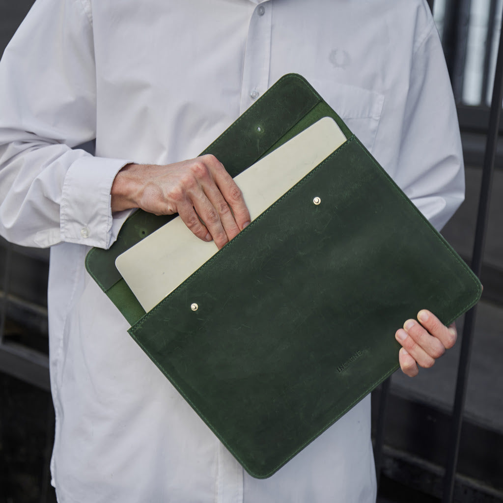 NEAT KOŽENÉ POUZDRO NA TABLET