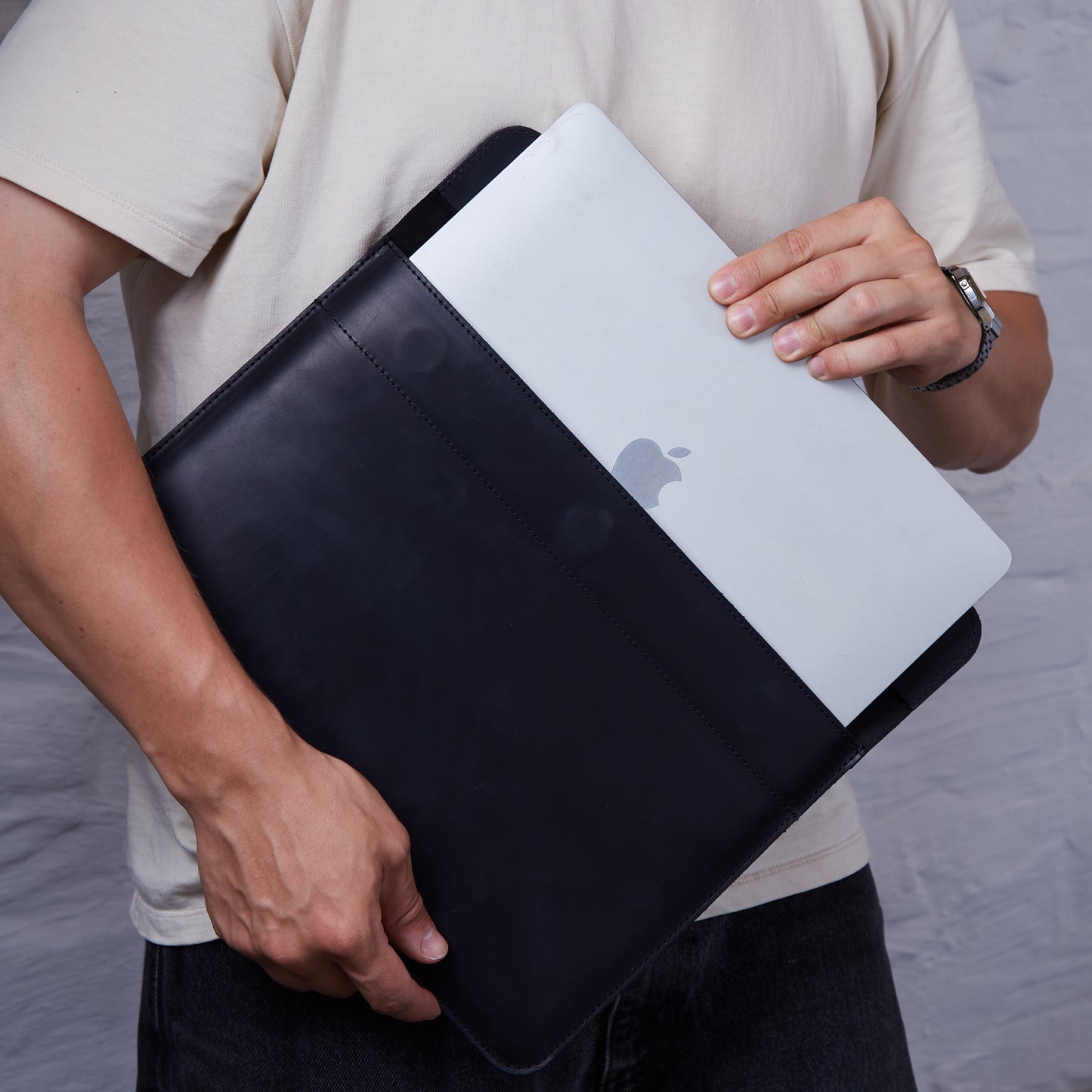 Kožené pouzdro na MacBook TANEN s filcovou podšívkou — Prémiová vintage kůže Crazy Horse — Skladem