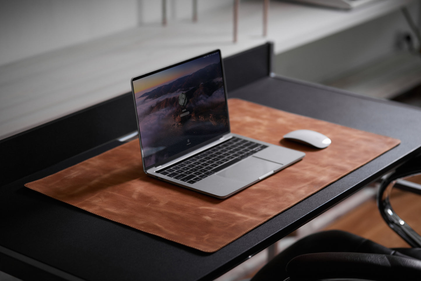 PRODESK - Kožená podložka na stůl ve vintage stylu - Skladem