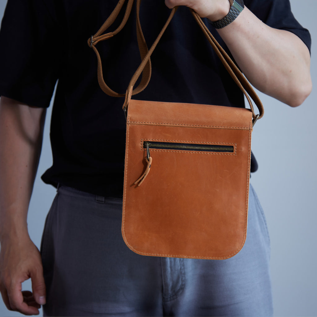 PORTER - Pánská kožená crossbody taška - Skladem