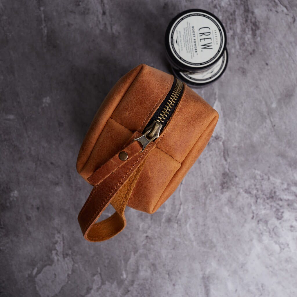 Bolsa cosmética de viaje de cuero a bordo
