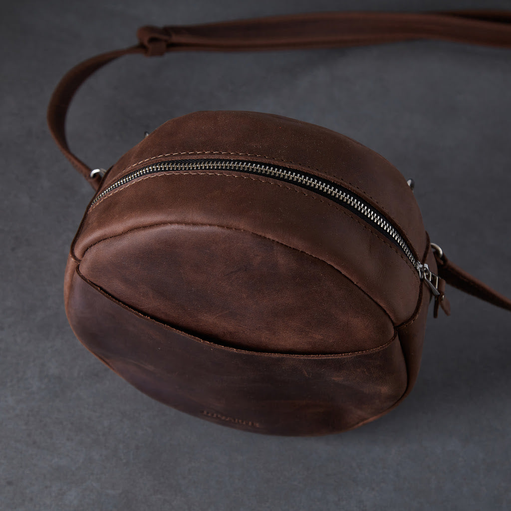 Bolso bandolera redondo New Harley en piel Crazy Horse