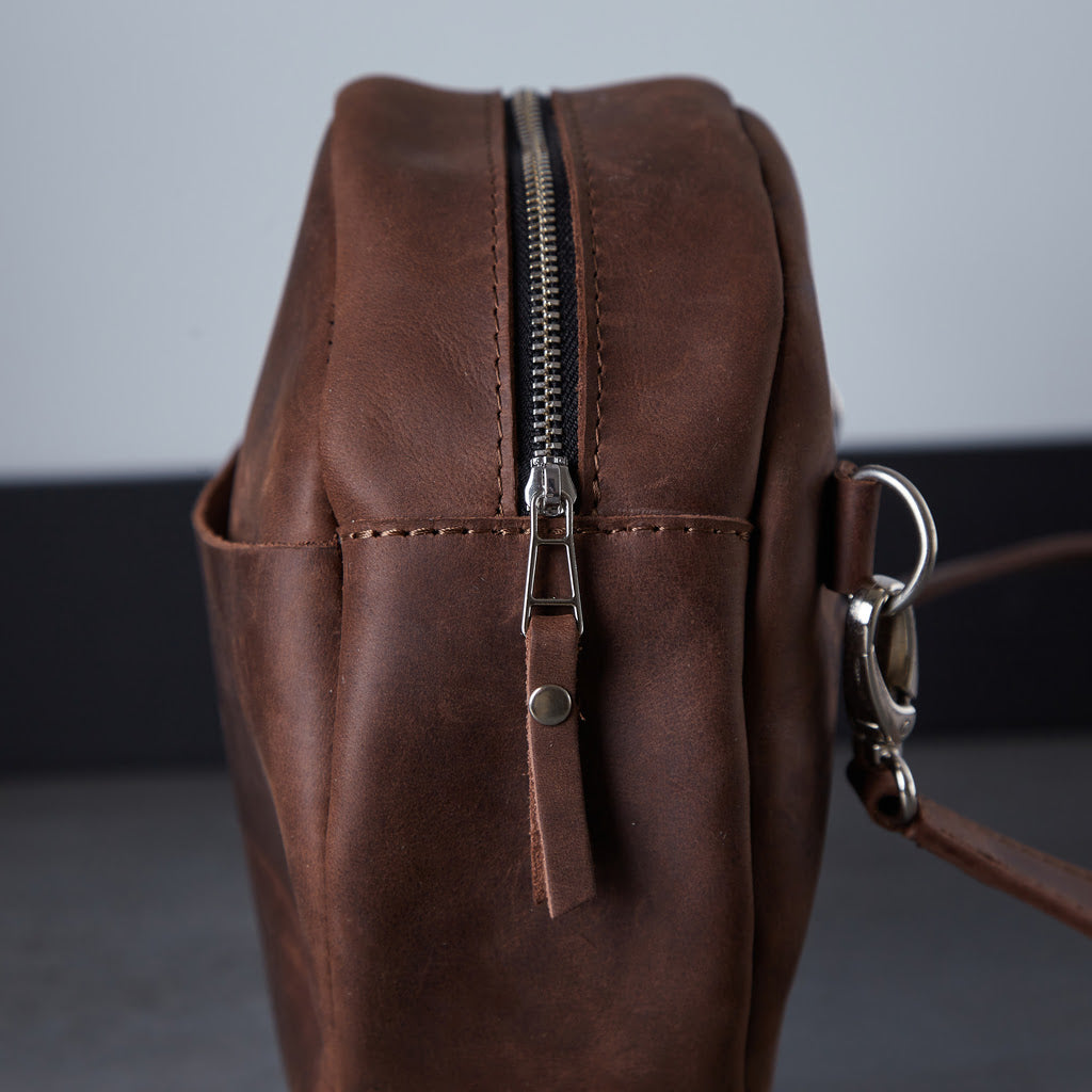Bolso bandolera redondo New Harley en piel Crazy Horse