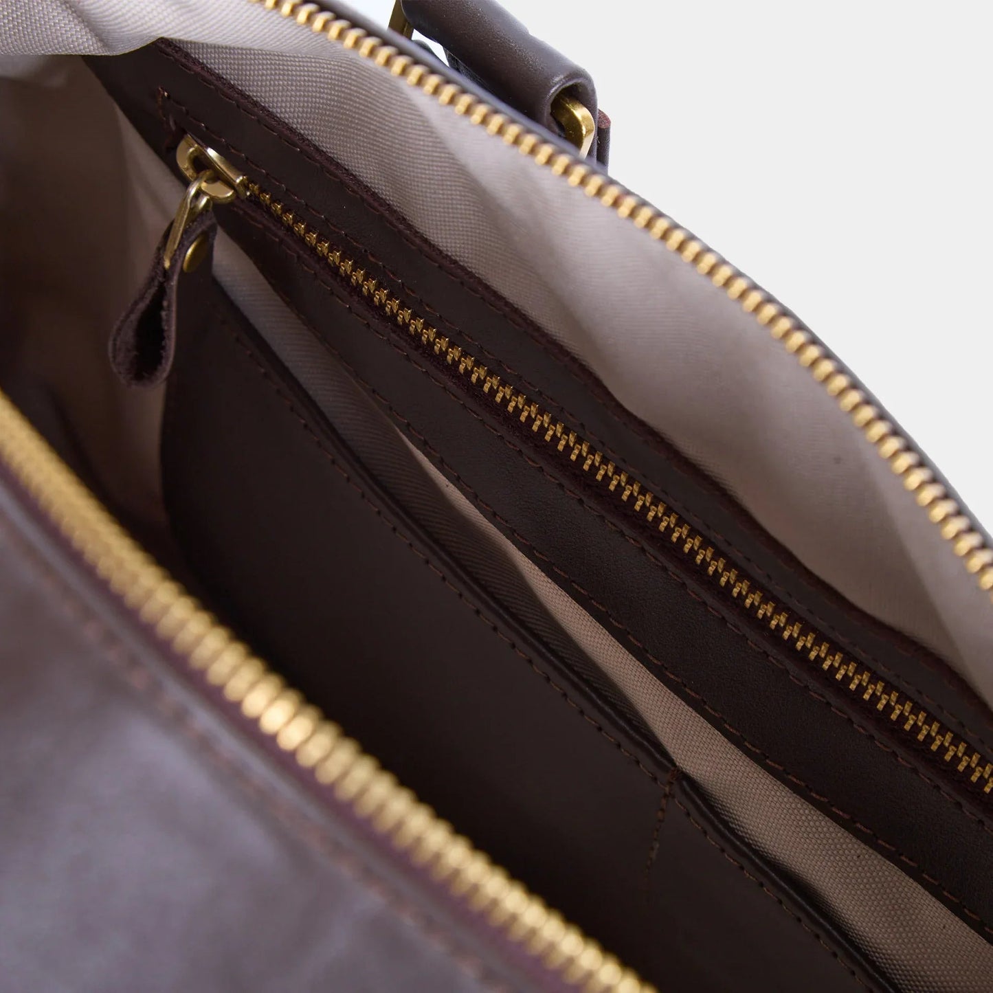 Nomad Leather Travel Bag
