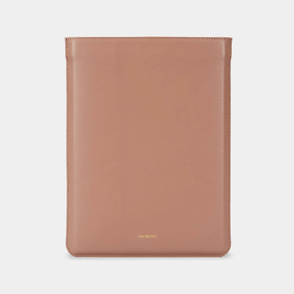 Kožené pouzdro na MacBook ClineUp z Crazy Horse kůže – celkový pohled | Essetia
