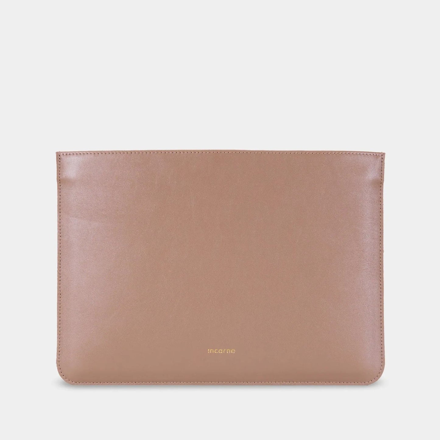Kožené pouzdro na MacBook Cline z Crazy Horse kůže – zámek | Essetia