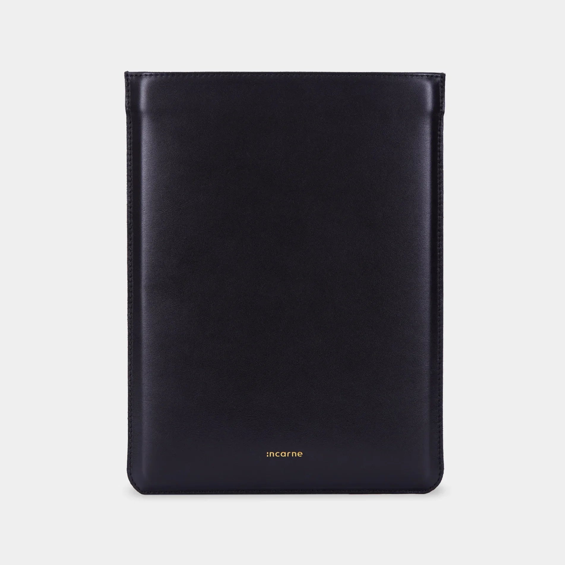 Kožené pouzdro na MacBook ClineUp z Crazy Horse kůže – Black | Essetia