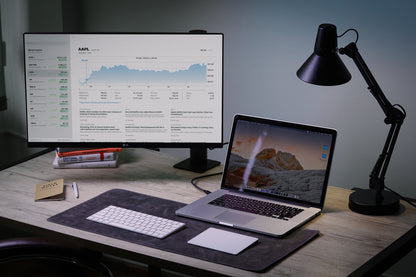 PRODESK – Elegantní kožená podložka na pracovní stůl  – 2 velikosti, 8 barev – Skladem